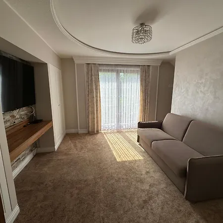 Domilo Mzyki Hotel apartamentowy *