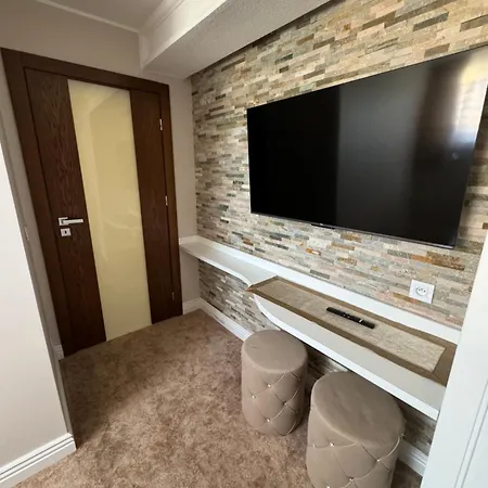 Aparthotel Domilo Mzyki