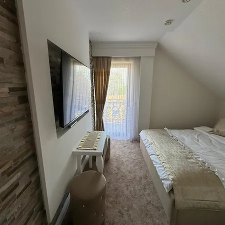 Domilo Mzyki Hotel apartamentowy