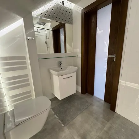 Domilo Mzyki Hotel apartamentowy *